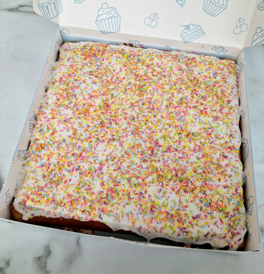 Sprinkle Cake Traybake